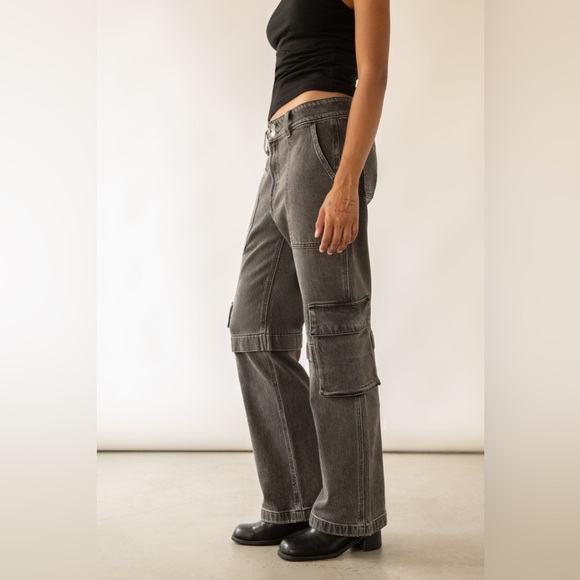 Oak + Fort Black Wash Cargo Jean - Picture 3 of 13